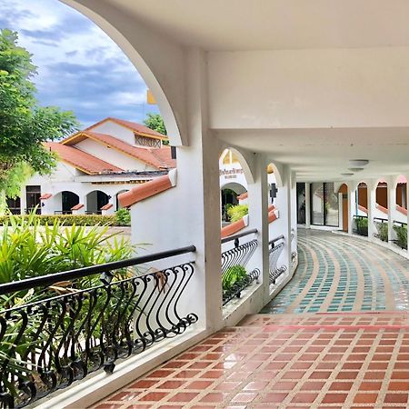 Dad D Resort By Lopburi Inn Resort Exterior foto