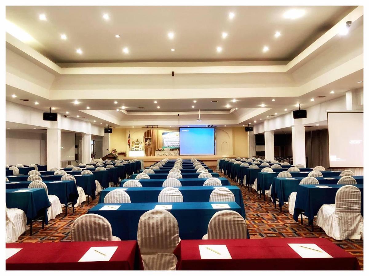 Dad D Resort By Lopburi Inn Resort Exterior foto