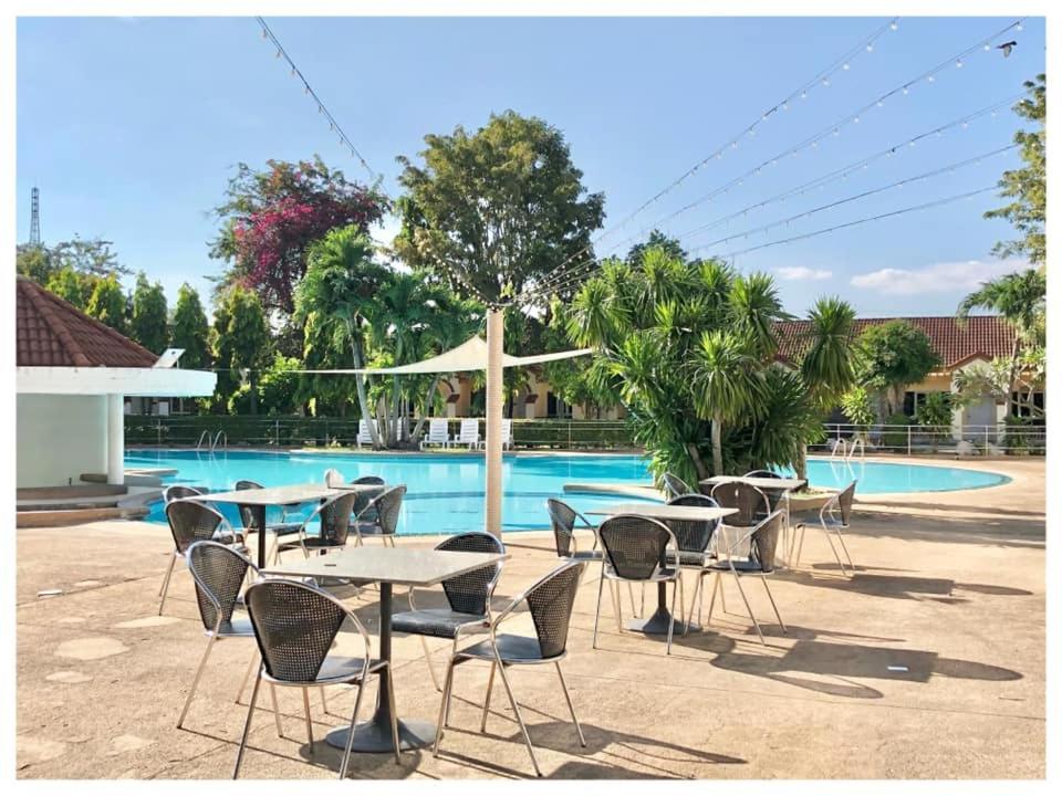Dad D Resort By Lopburi Inn Resort Exterior foto