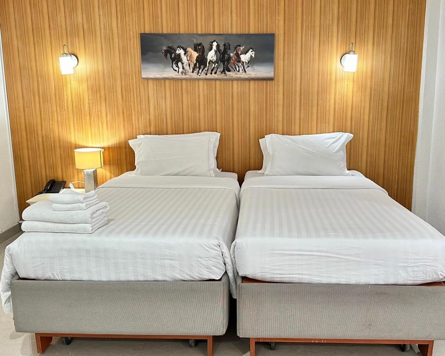 Dad D Resort By Lopburi Inn Resort Exterior foto